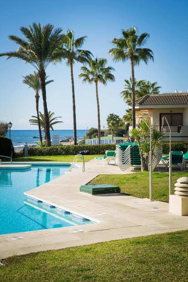 Holidays2Riviera Sea Side Front Beach Sitio de Calahonda Εξωτερικό φωτογραφία